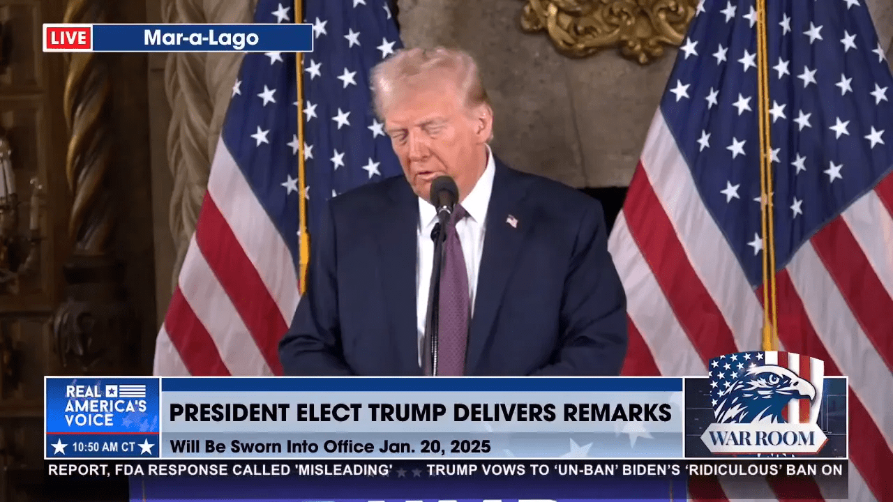 Donald Trump discutiendo el nuevo nombre del Golfo de México
