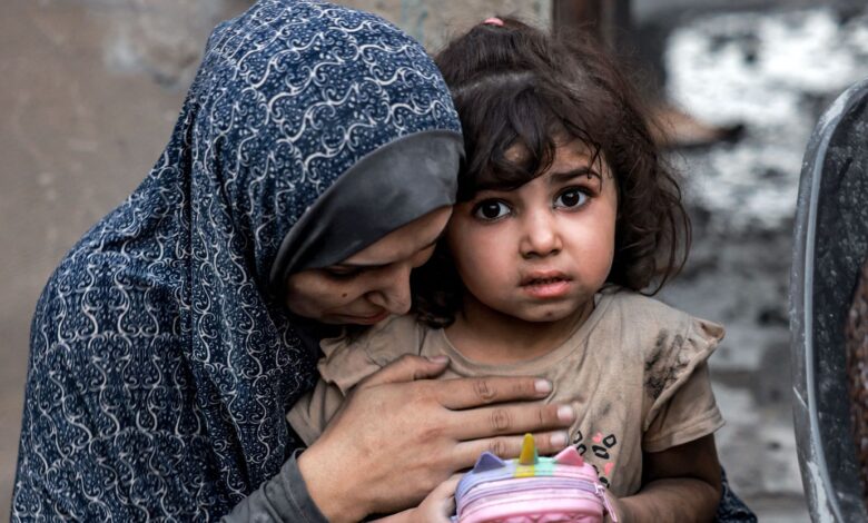 Gaza Children 110623