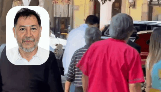 Abuchean a Fernández Noroña en Querétaro tras conferencia de prensa
