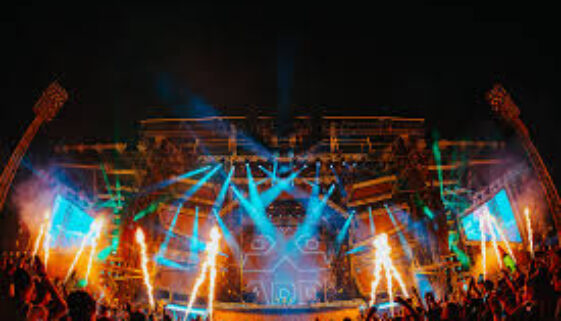 ULTRA LIVE 2025