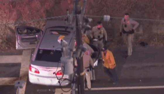 Tres niños rescatados tras persecución y accidente en Malibu por secuestro