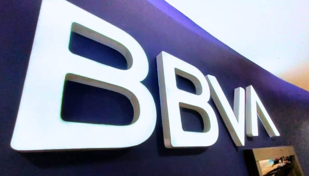 Fallas en Transferencias de BBVA México Afectan a Clientes Este 15 de Agosto de 2025