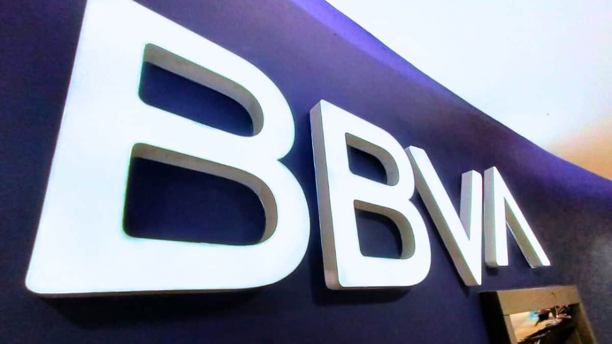 Fallas en Transferencias de BBVA México Afectan a Clientes Este 15 de Agosto de 2025