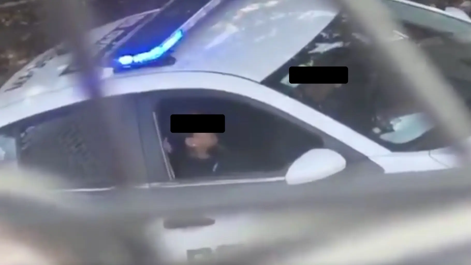 Policías de la CDMX en el ojo del huracán por conducta inapropiada dentro de una patrulla